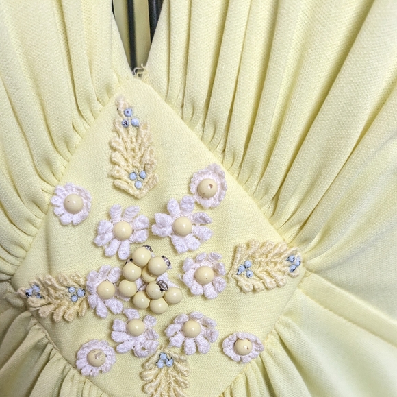 Vintage Butterfly Sleeve Frock - Picture 2 of 4